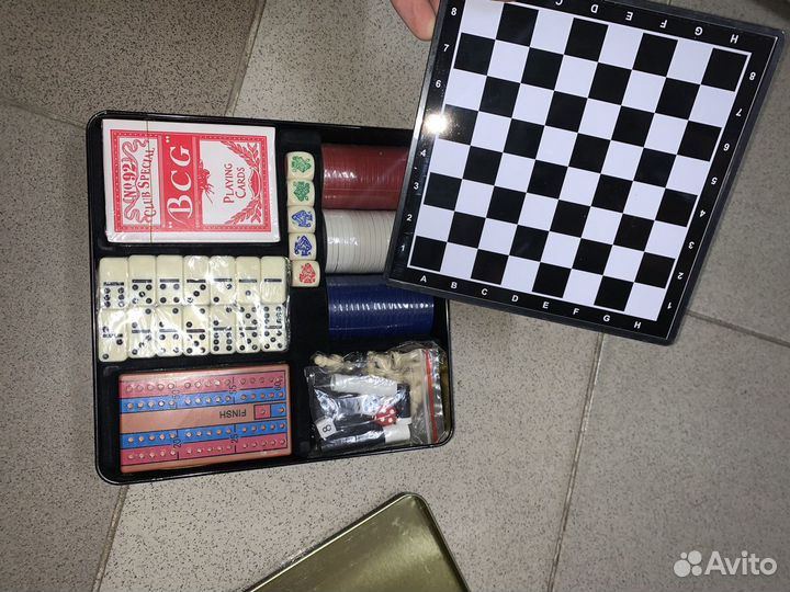Набор 7 в 1 покер шашки и другие новый