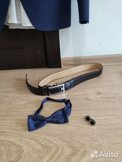 Костюм свадебный торжественный мужской (S)