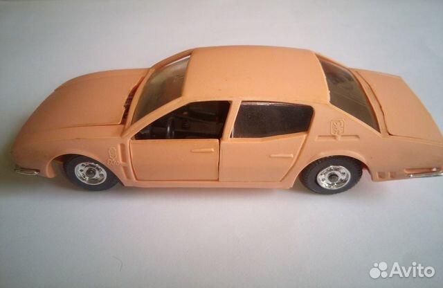 Iso Rivolta, пластмасса, М1:43