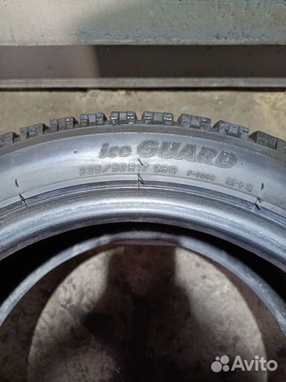 Yokohama Ice Guard F700S 225/50 R17