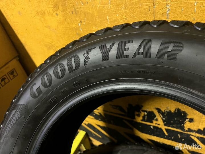 Goodyear UltraGrip Ice Arctic SUV 235/60 R18