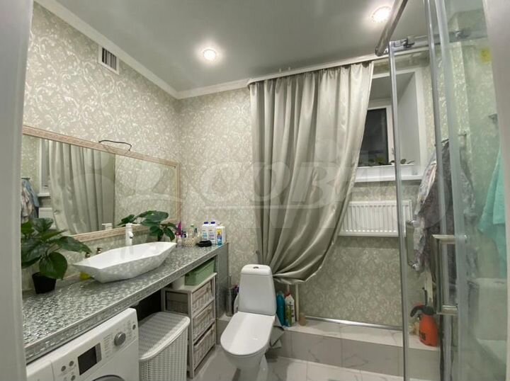 2-к. квартира, 63,8 м², 2/5 эт.