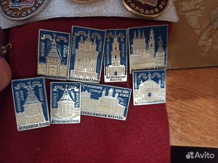 Наборы значков СССР