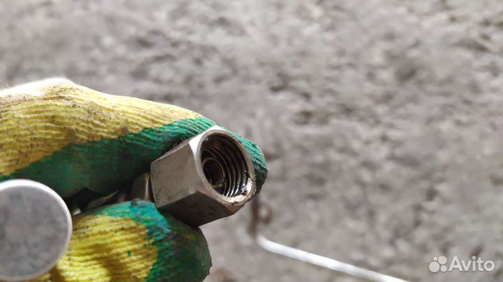 Трубка питания турбины Фольксваген Пассат б5