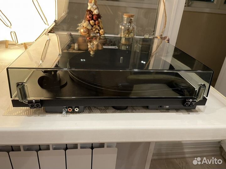 Проигрыватель винила Pro-Ject Primary E Phono