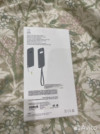 Чехлы и защитные стекла для iPhone 12 pro max