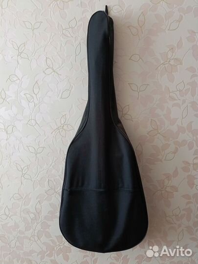 Классическая гитара шестиструнная