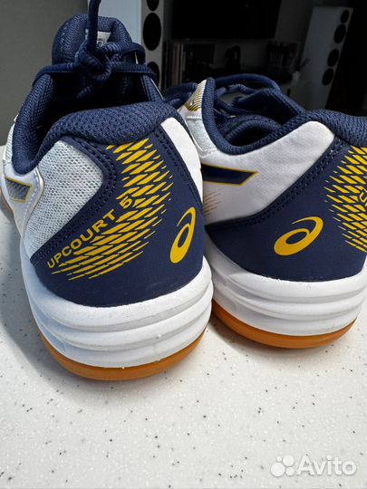 Asics upcourt 5