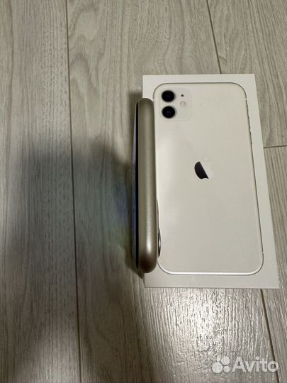 Телефон iPhone 11 128 gb