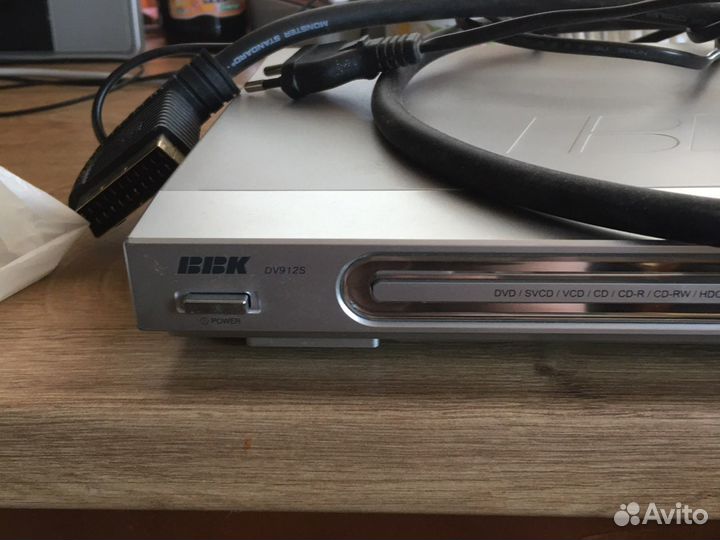 Видеомагнитофон BBK