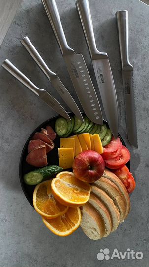 Набор кухонных ножей по японской технологии