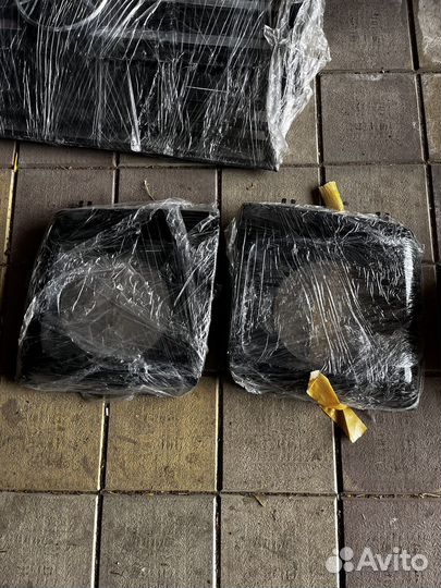 Накладки на фары G55