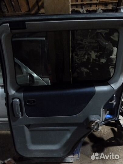 Дверь задняя правая Mitsubishi Space Runner 2