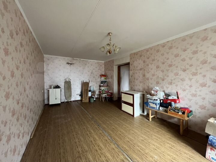 2-к. квартира, 65 м², 1/5 эт.