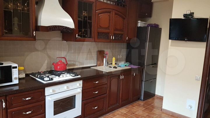 2-к. квартира, 60 м², 2/9 эт.