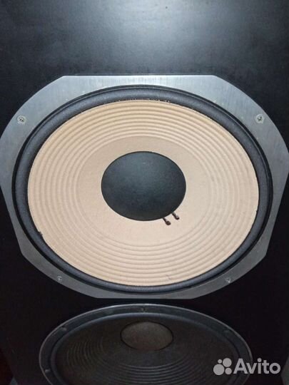 JBL L222A