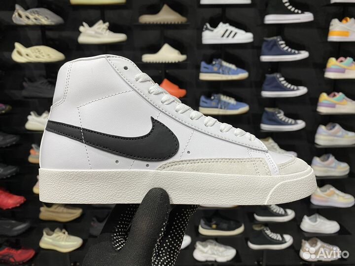 Кроссовки Nike Blazer