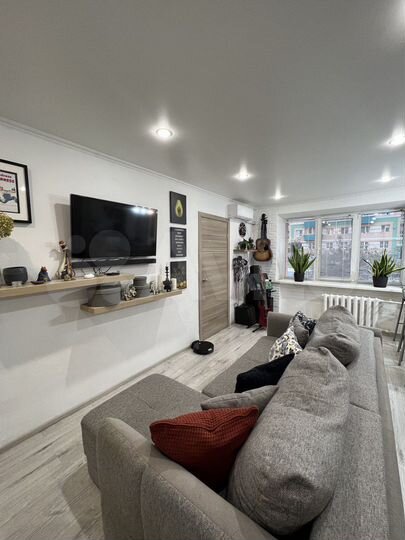 2-к. квартира, 44 м², 1/4 эт.