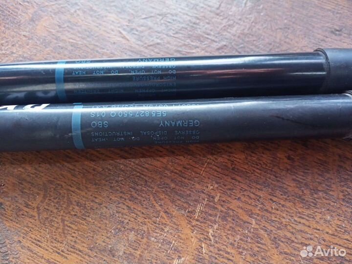 Амортизаторы крышки багажника Шкода октавия а7