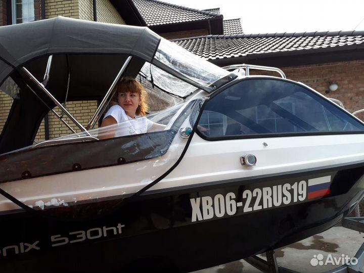 Катер Phoenix 530HT комплектация максимум