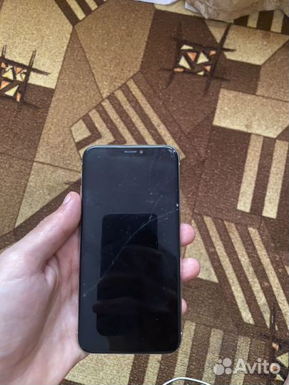 Телефон iPhone X