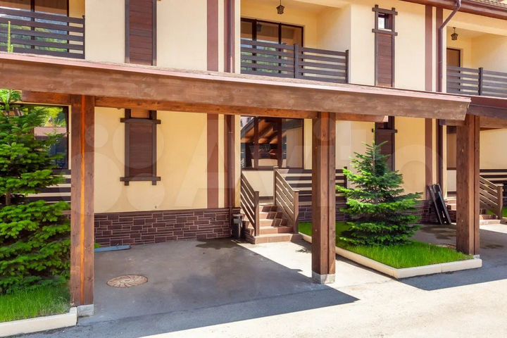 Коттедж 150 м² на участке 1,5 сот.