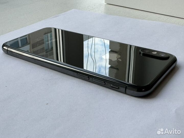 iPhone Xs, 256 ГБ