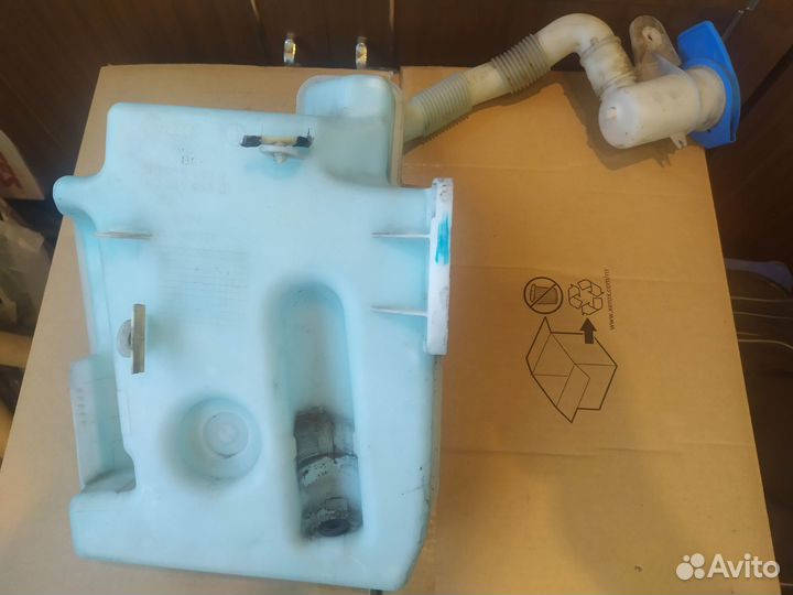 Радиатор кондиционера vw jetta5