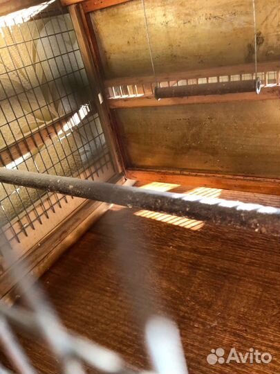 Клетка для птиц из дерева