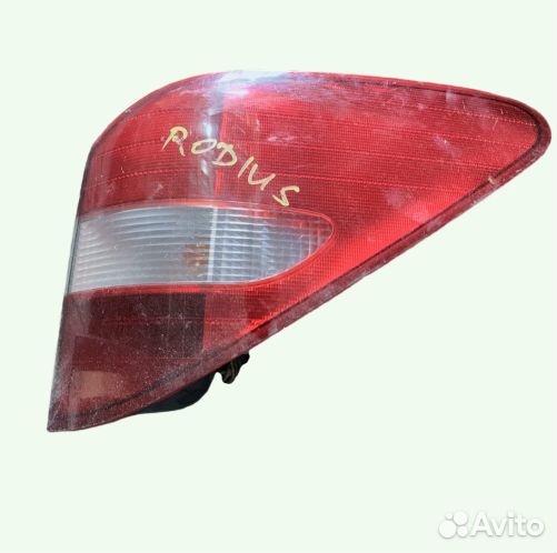 Стоп-сигнал SsangYong Rodius правый