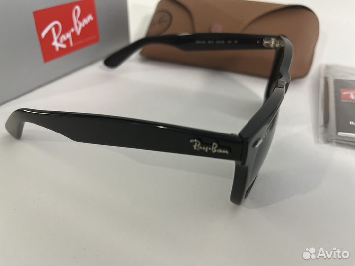 Солнцезащитные очки Ray Ban wayfarer