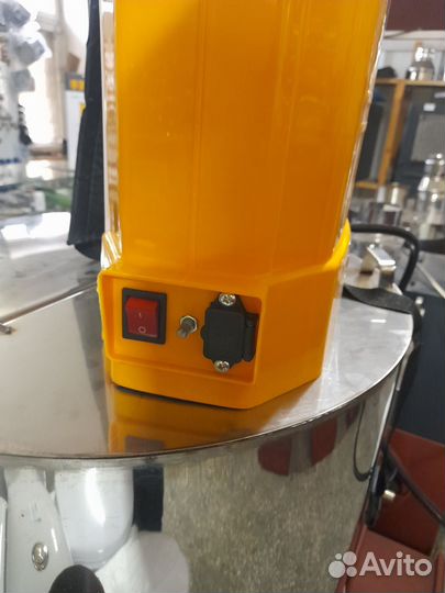 Опрыскиватель садовый аккумуляторный Denzel