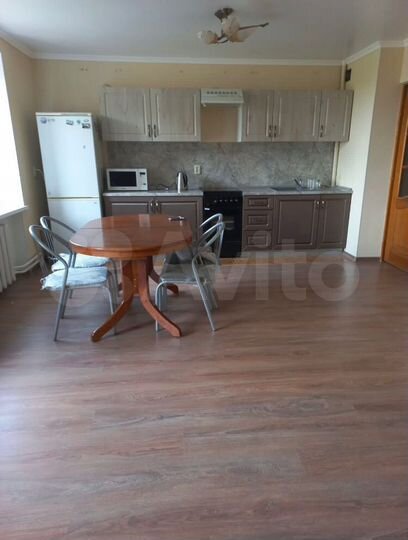 3-к. квартира, 96 м², 5/5 эт.