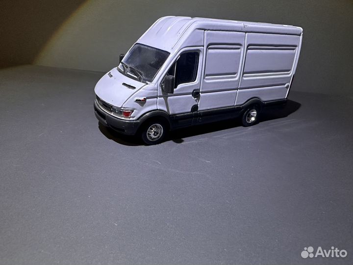 Iveco daily 1:43