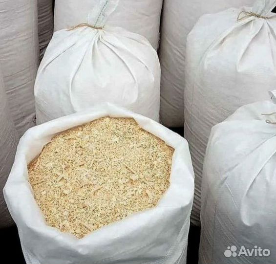Опилки в мешках