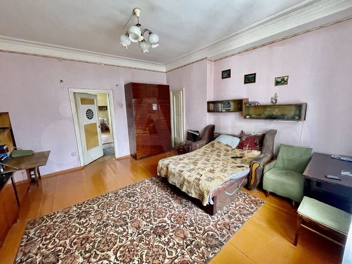3-к. квартира, 84 м², 2/3 эт.