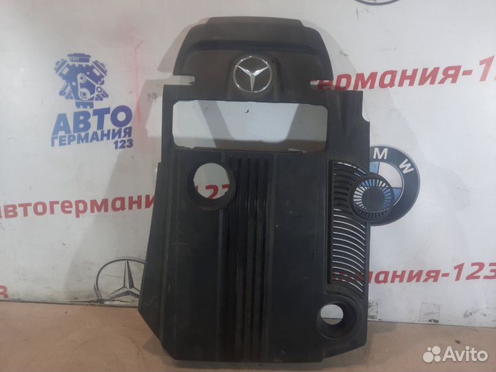 Декоративная крышка двигателя Mercedes C200 W204