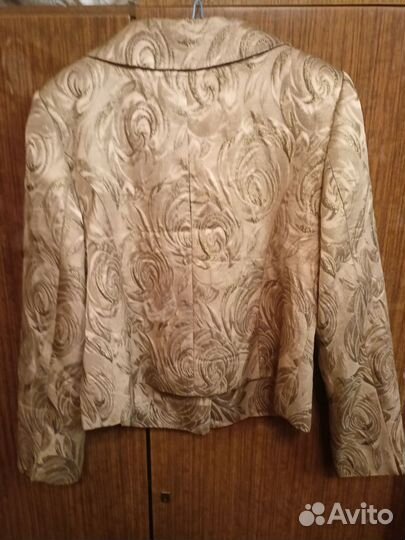 Пиджак женский 42 44