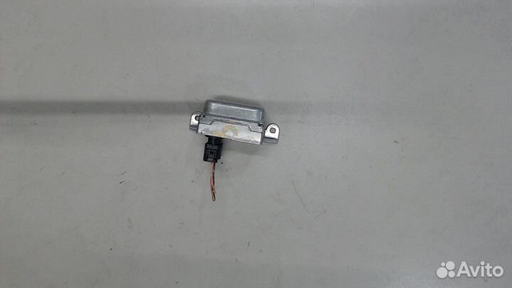 Датчик ускорения Nissan Armada, 2004