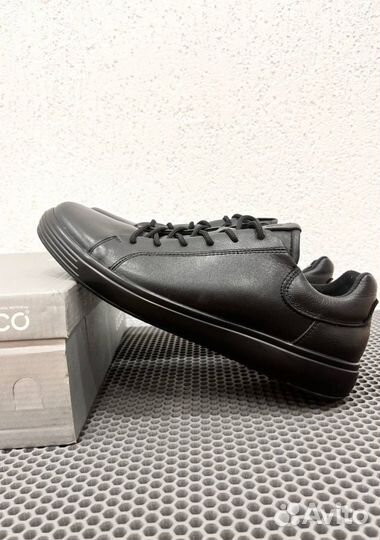 Кроссовки Ecco спортивные