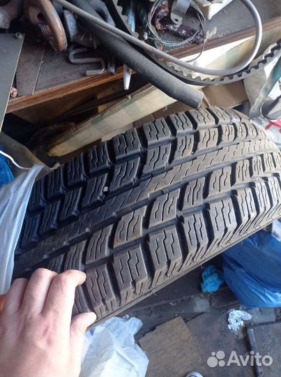 Cooper Discoverer A/TW 2.25/70 R16
