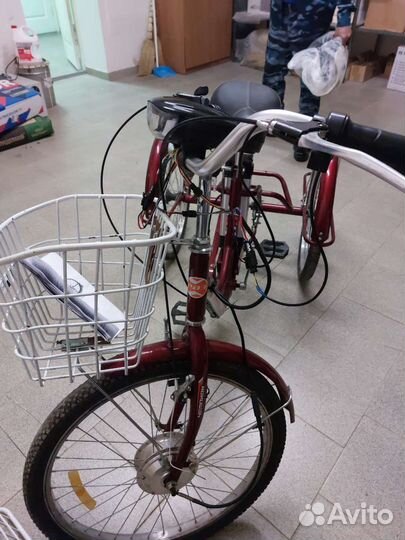 Электровелосипед трехколесный