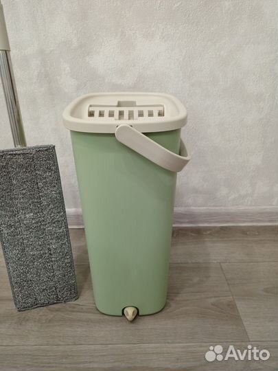 Швабра с отжимом и ведро