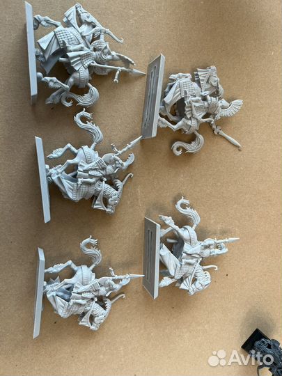 Warhammer 5 эллирианских налетчиков высших эльфов