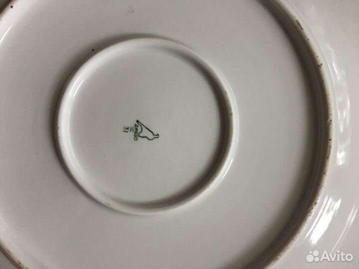 Тарелка большая Дулево
