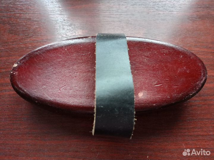 Щетка с натуральным ворсом для чистки лошади