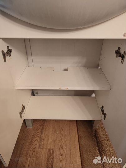 Тумба с раковиной для ванной