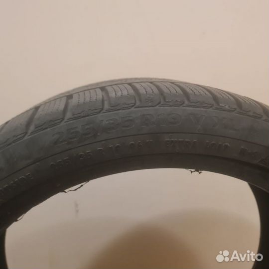 Continental ContiWinterContact TS 860S 225/40 R19 и 255/35 R19