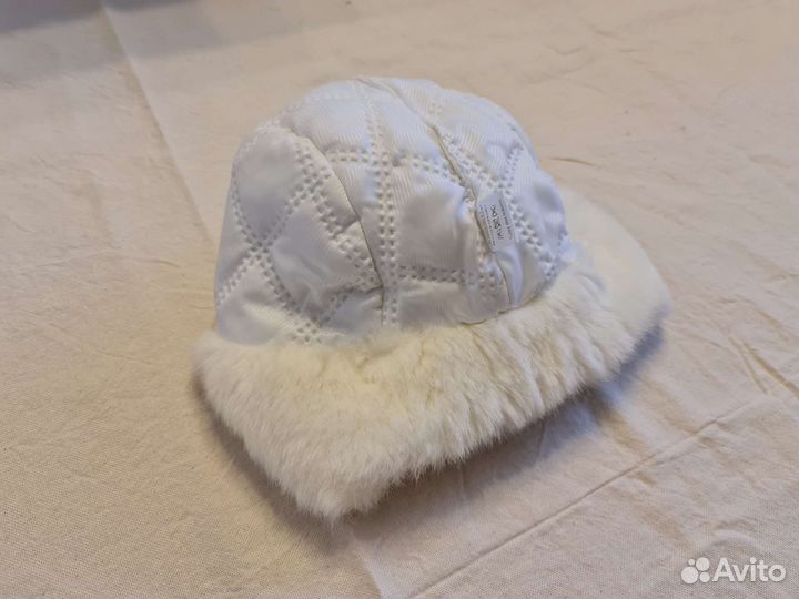 Шапка детская белая