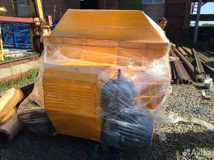 Двухвальный бетоносмеситель JS1000